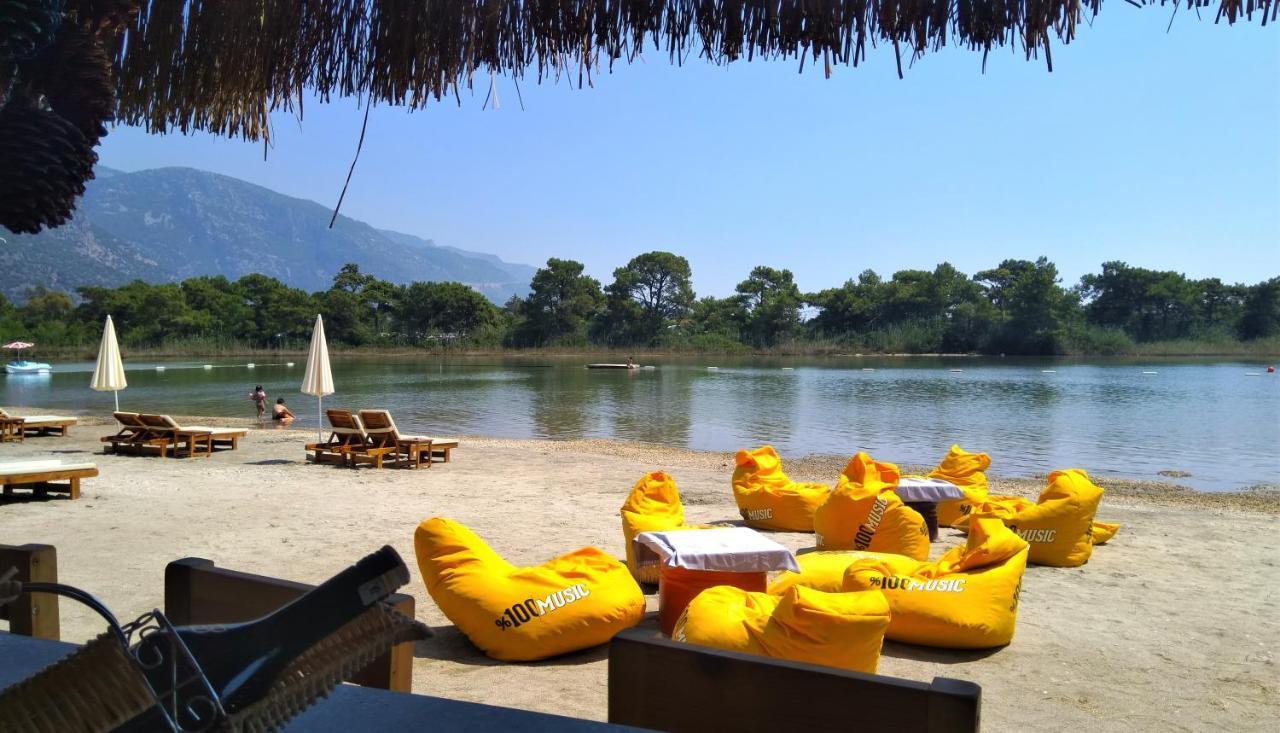 Green Pine Beach & Bungallows 希萨勒尼 外观 照片