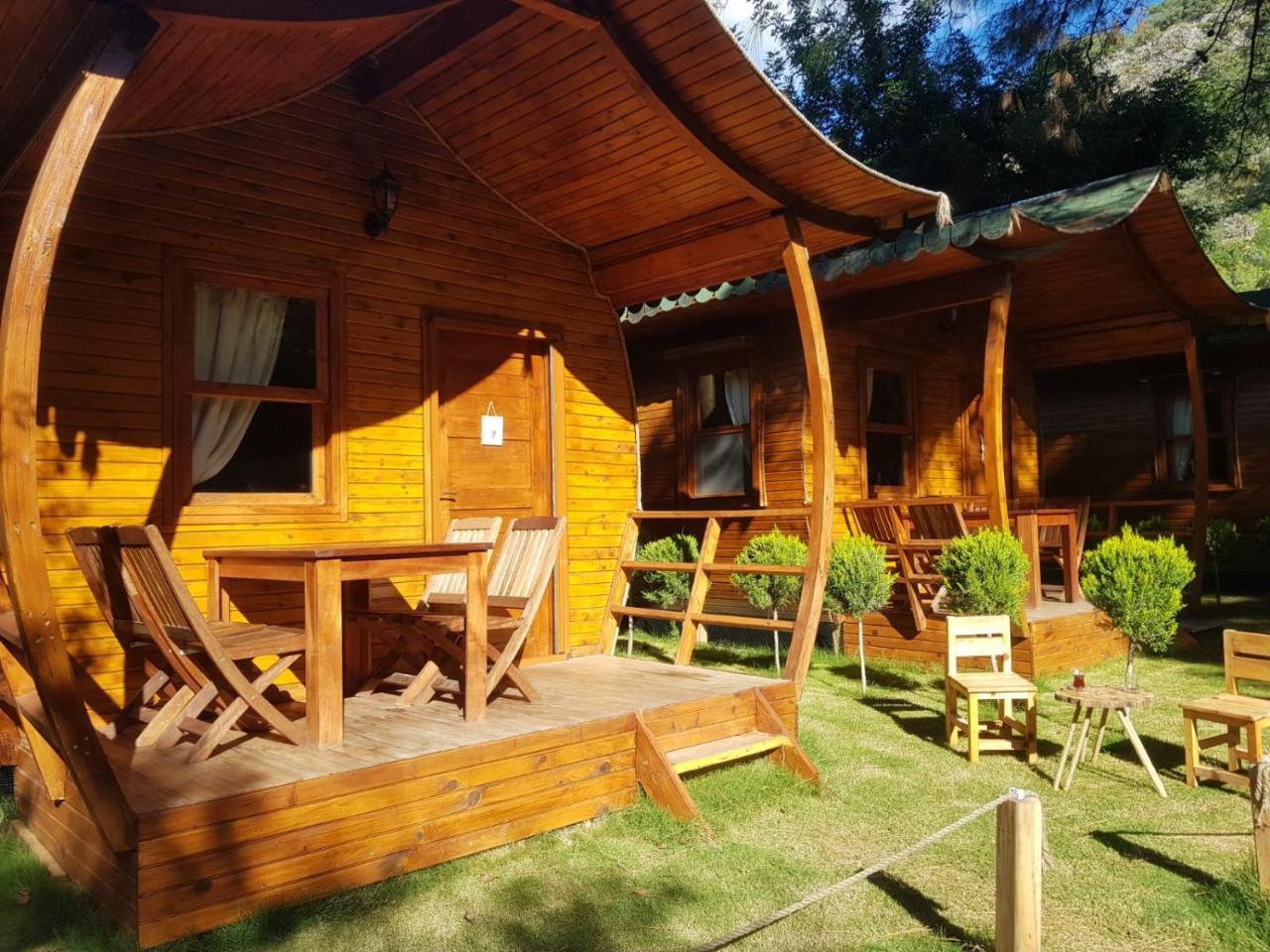 Green Pine Beach & Bungallows 希萨勒尼 外观 照片