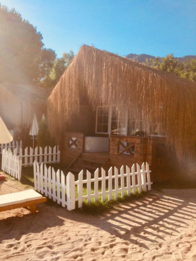 Green Pine Beach & Bungallows 希萨勒尼 外观 照片